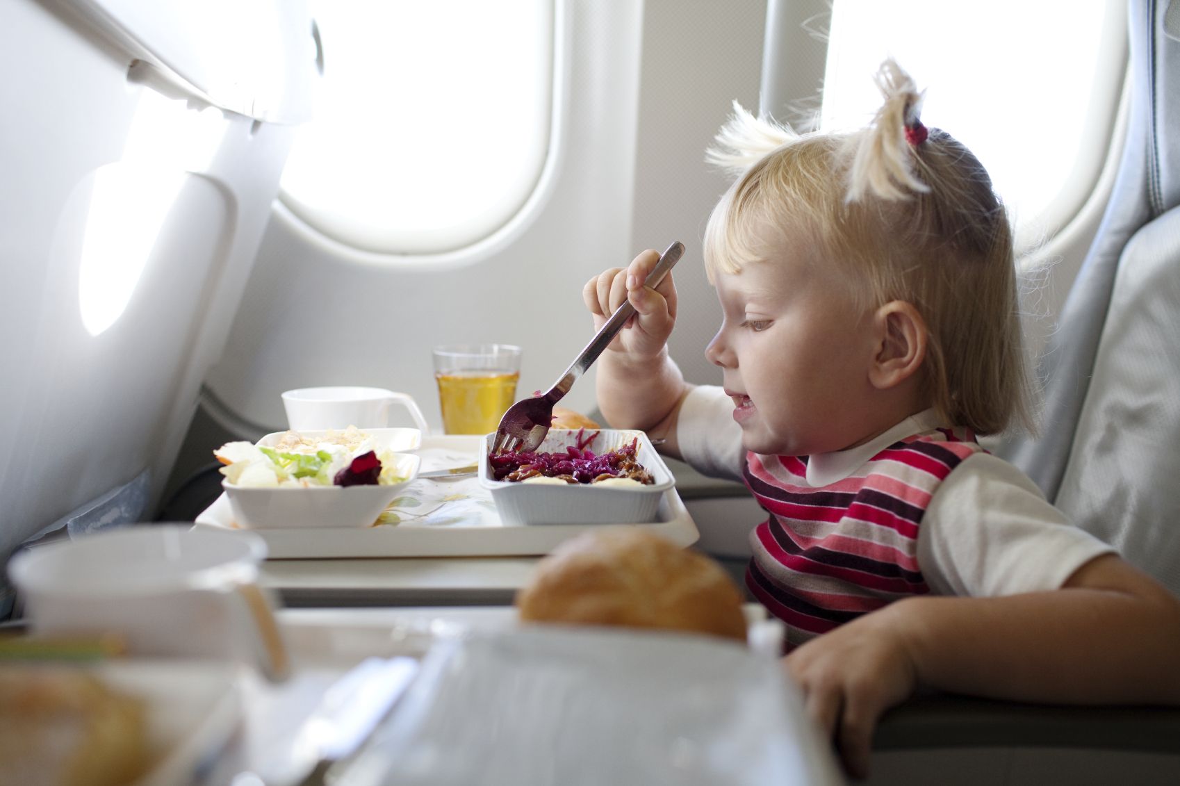 Eating in the airplane