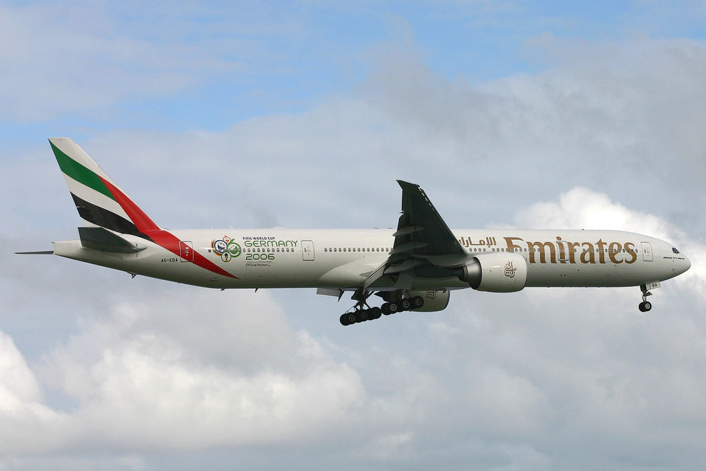 Боинг 777-300 ер авиакомпании Emirates