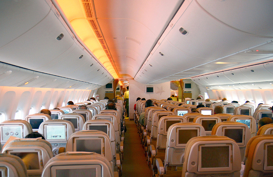 Салон Боинг «три семерки» авиаперевозчика Etihad Airways 