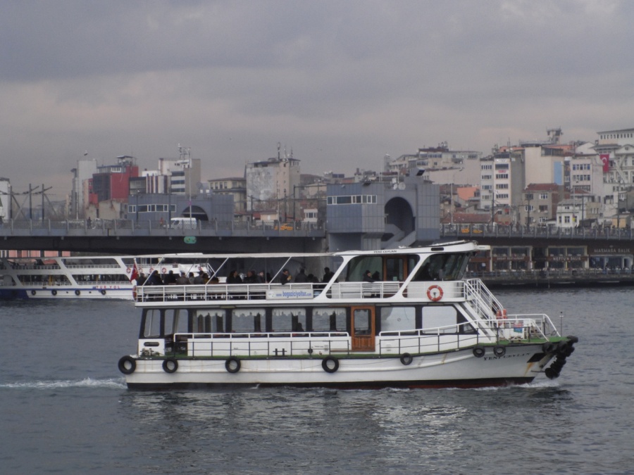 Прогулочное судно Yeni Ceylan