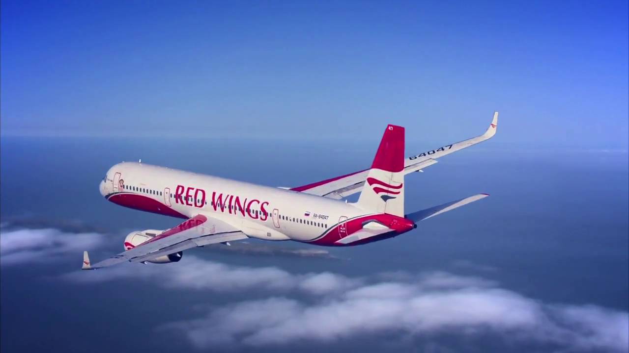 Компания red wings. Ред Вингс самолеты. Самолеты ред Вингс Боинг. Боинг 777 ред Вингс. Ред Вингс красный самолет.